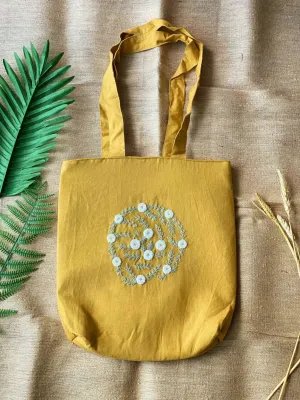 Daisy Wreath Embroidered Linen Tote Bag