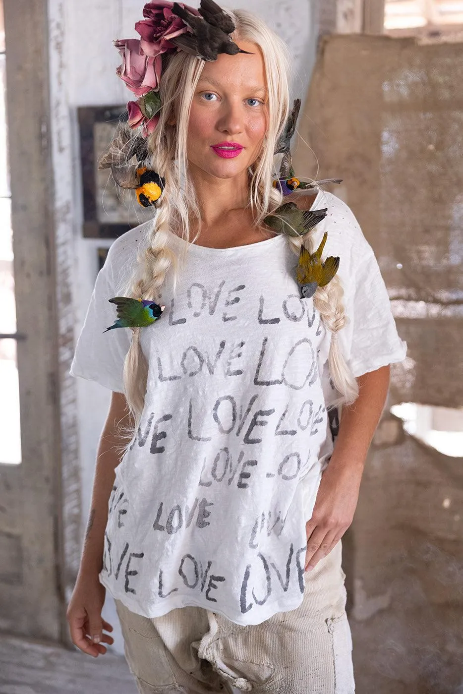 LOVE AMOR TEE 120224